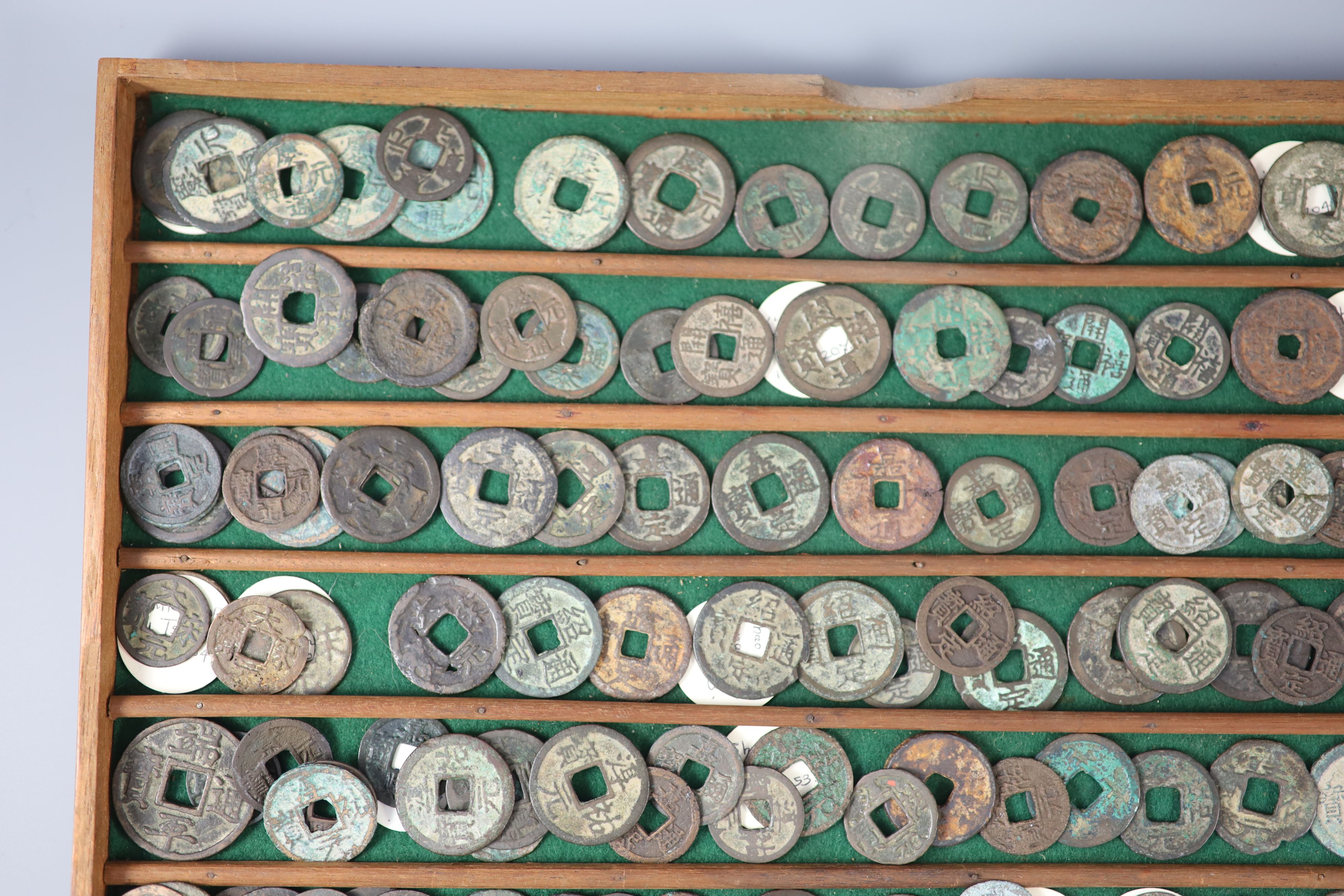 China, 159 Ancient bronze and iron round coins, Southern Song dynasty, Emperors Ning Zong (1195-1224) to Emperor Du Zong (1265-74),